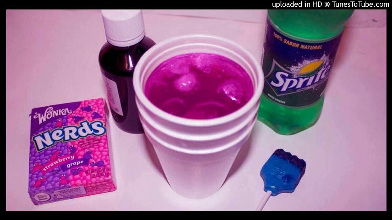 Мой double cup фиолетовая вода. Кодеин перпл дранк. Прометазин кодеиновый сироп. Перпл дранк сироп кодеиновый. Лин кодеиновый коктейль.