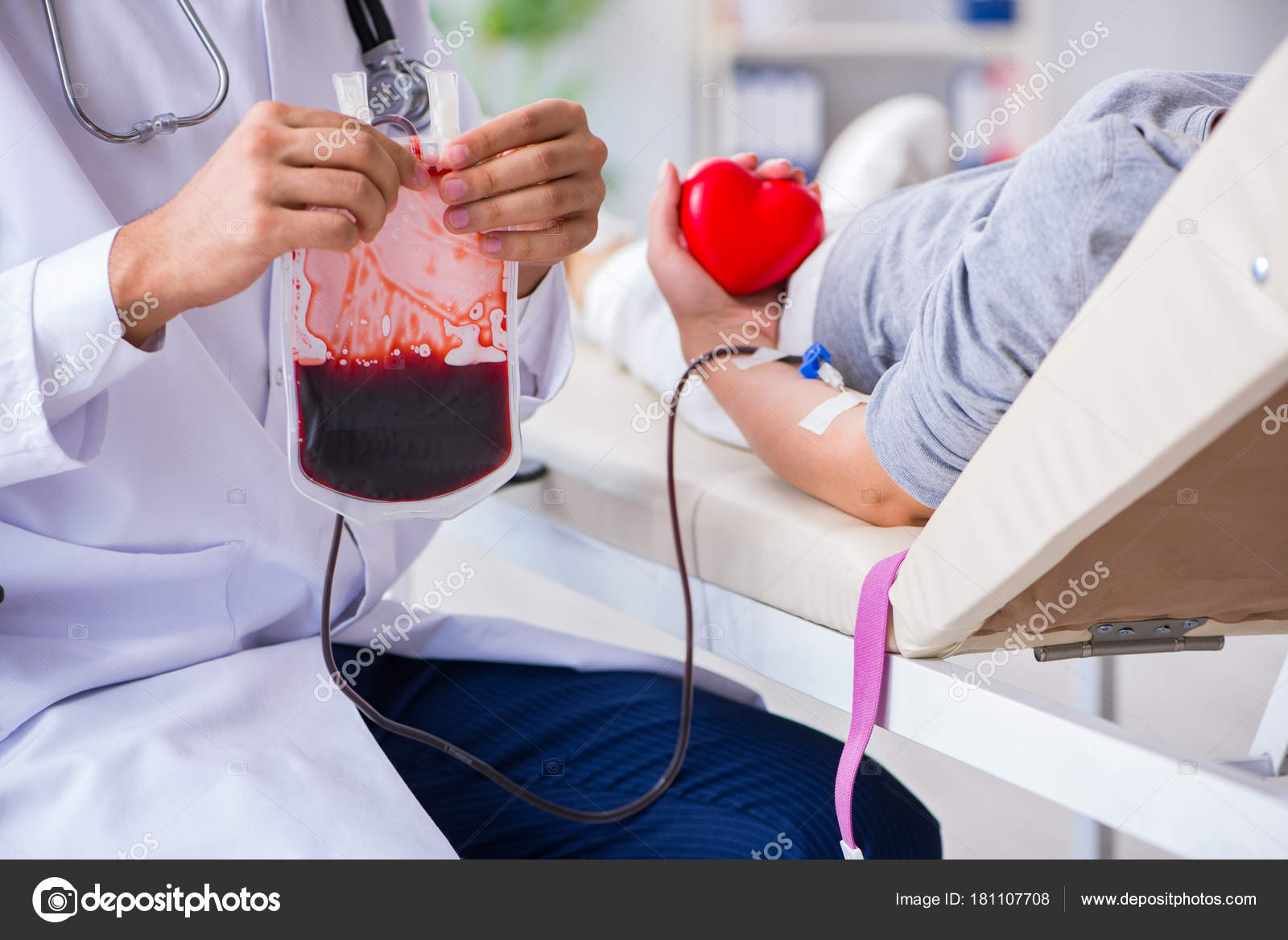 Синдром донора. Переливание крови пациенту. Переливание донорской крови. Процесс переливания крови.