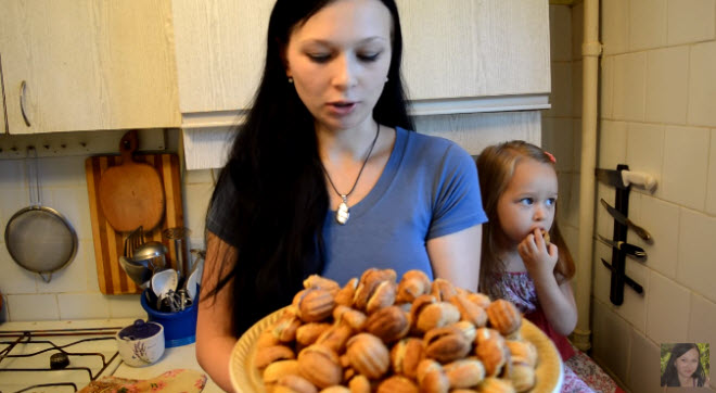 Вот такие замечательные орешки с вареной сгущенкой для кормящих мам получились